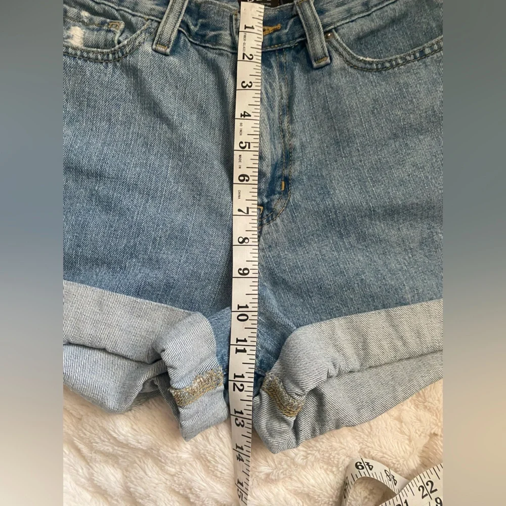 BDG Light Blue Jean Shorts size‎ 25